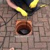 Механічне прочищення труб каналізації