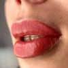 Перманентний макіяж губ