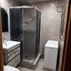 Квалифицированный специалист выполнит работы по укладке плитки.