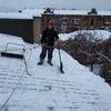 Уборка снега, сосулек,  Наледи с крыши методом промышленных альпинистов.