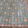 Укладка тротуарной плитки и бутового камня.