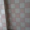 Плитка на стены и на пол. 