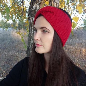 Тёплая вязаная повязка на голову красного цвета перехлёст повязка hand made осень/зима